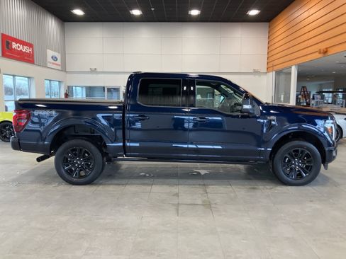 Used 2024 Ford F150 Platinum w/ FX4 Off-Road Package image 4