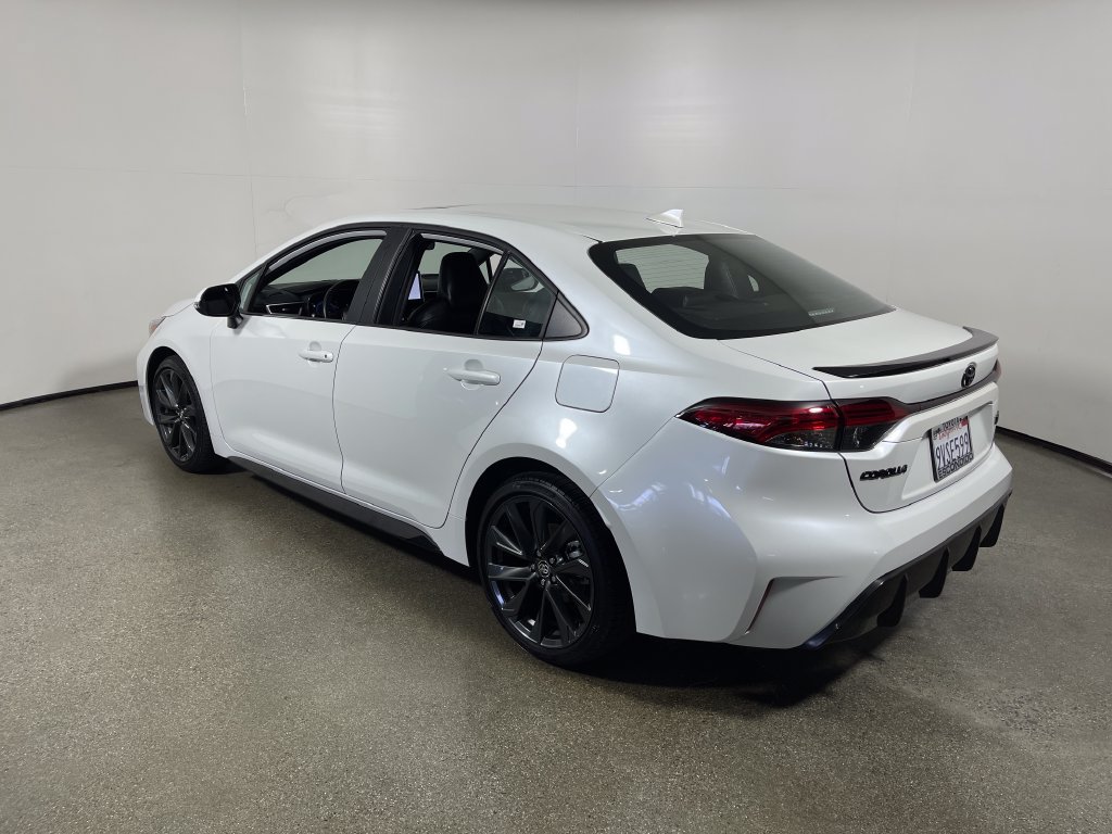 Certified 2025 Toyota Corolla XSE FWD image 5