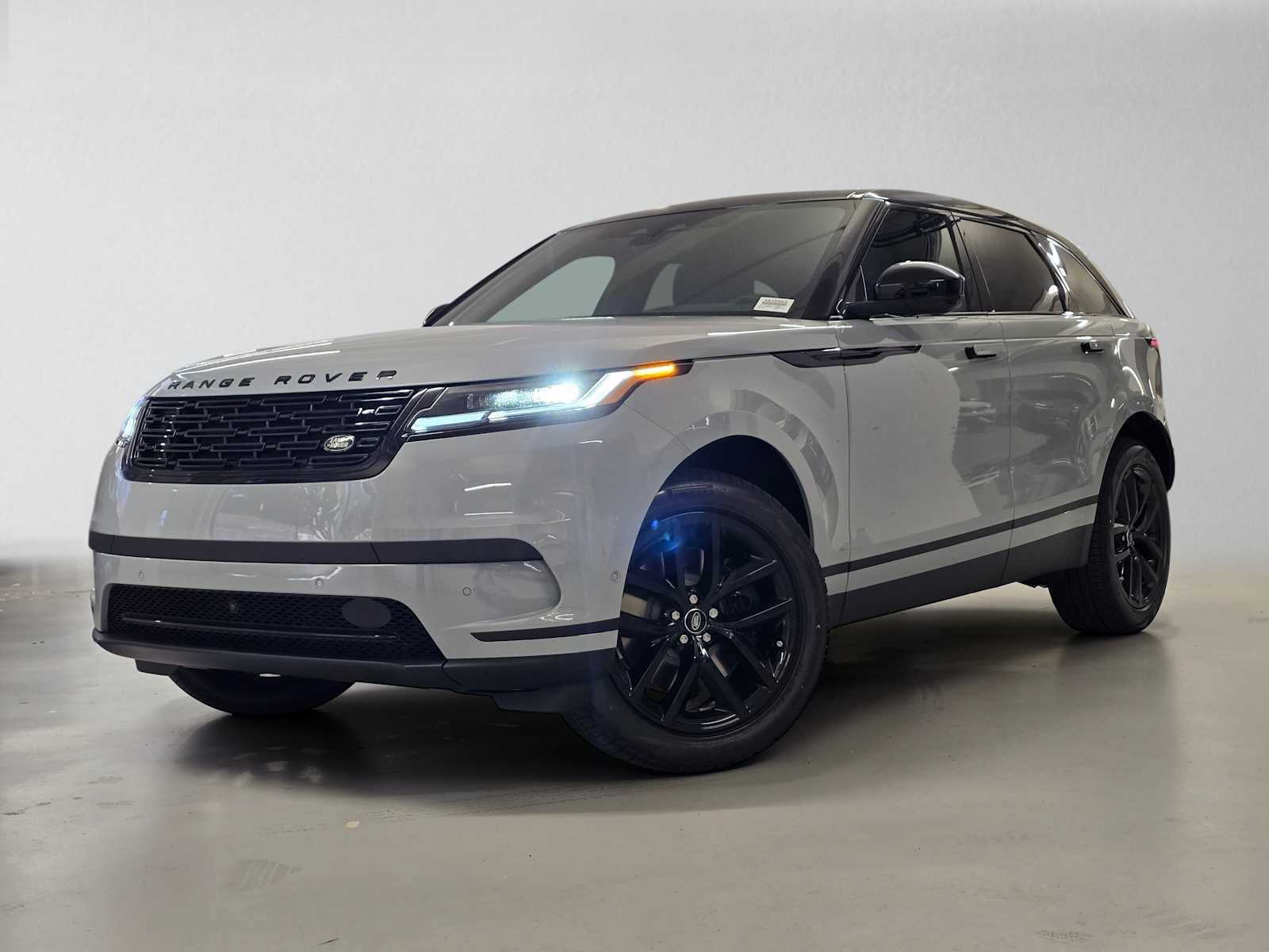 New 2026 Land Rover Range Rover Velar S AWD/4WD image 1