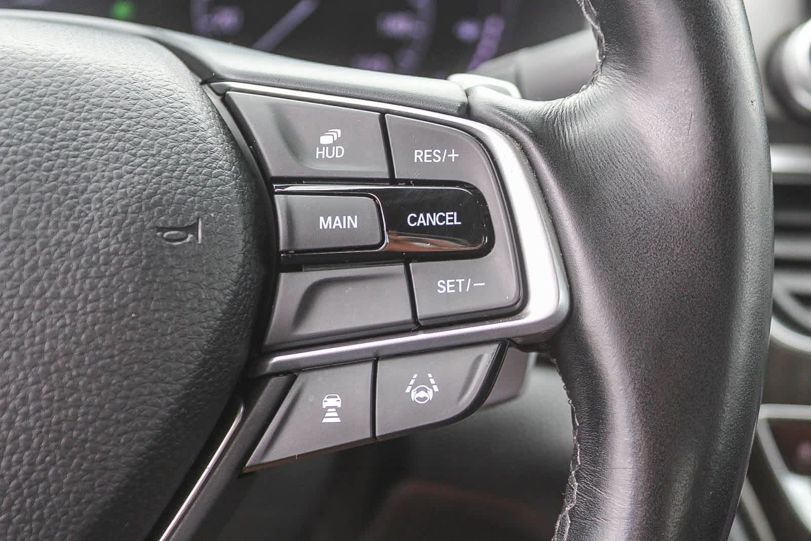 Used 2019 Honda Accord Touring image 31