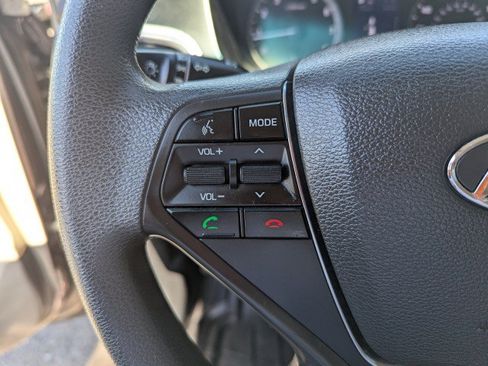 Used 2017 Hyundai Sonata SE FWD image 13