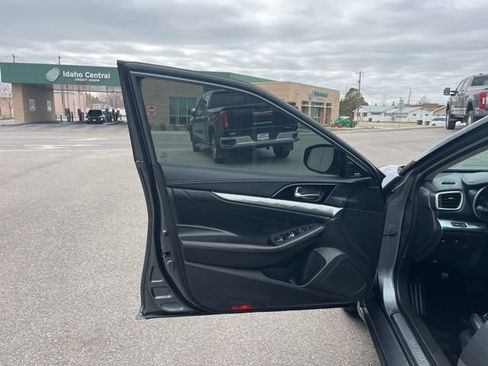 Used 2020 Nissan Maxima 3.5 SL w/ Floor Mat Group image 30