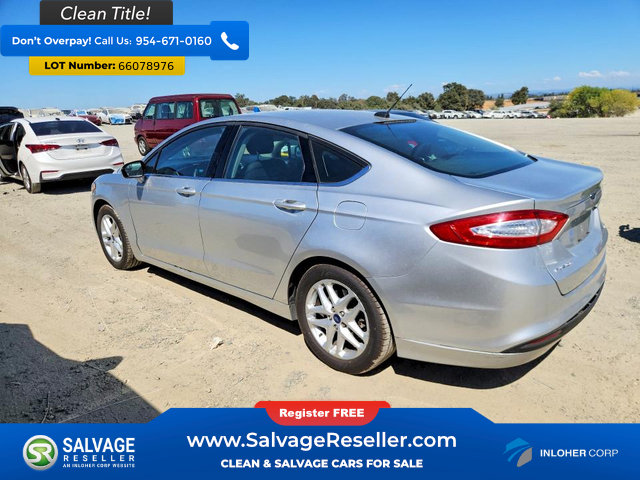 Used 2014 Ford Fusion SE FWD image 3