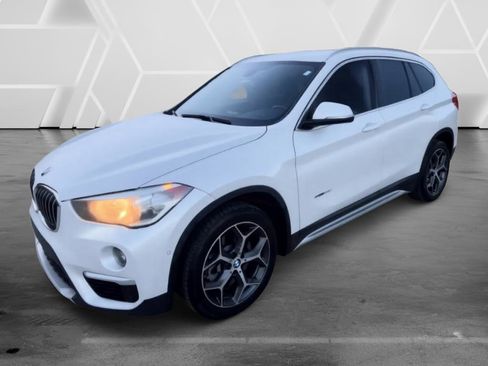 Used 2018 BMW X1 sDrive28i FWD image 1