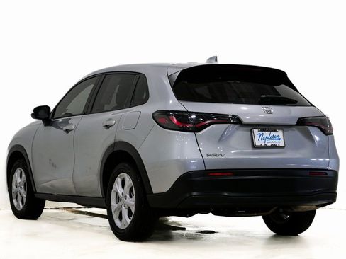 Used 2025 Honda HR-V LX image 8