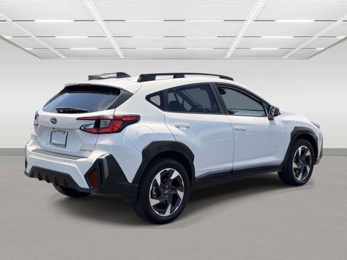 Certified 2024 Subaru Crosstrek 2.5i Limited w/ Crosstrek Mirror Package AWD/4WD image 5