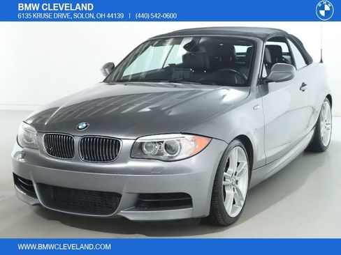 Used 2013 BMW 135i Convertible image 1