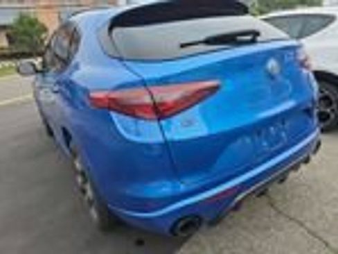Used 2023 Alfa Romeo Stelvio Estrema AWD/4WD image 2
