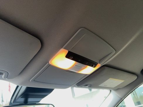 Used 2023 Nissan Altima 2.5 SV image 18