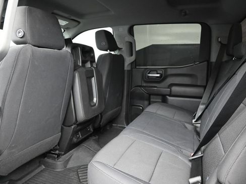 Used 2021 Chevrolet Silverado 1500 Custom Trail Boss w/ LPO, Dark Essentials Package AWD/4WD image 17