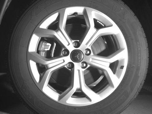 Used 2025 Jeep Compass Latitude AWD/4WD image 12