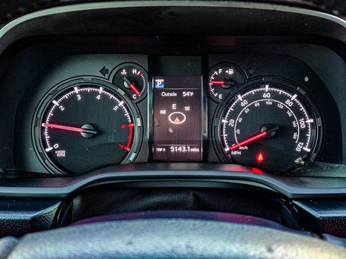 Used 2021 Toyota 4Runner SR5 Premium image 28