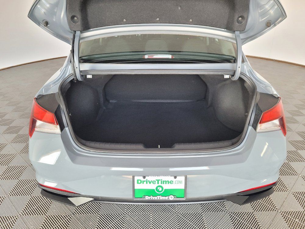 Used 2021 Hyundai Elantra SEL w/ Convenience Package FWD image 29
