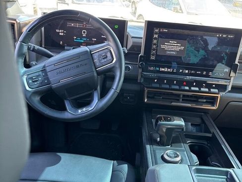 Used 2024 GMC Hummer EV 3X w/ Omega Edition AWD/4WD image 5