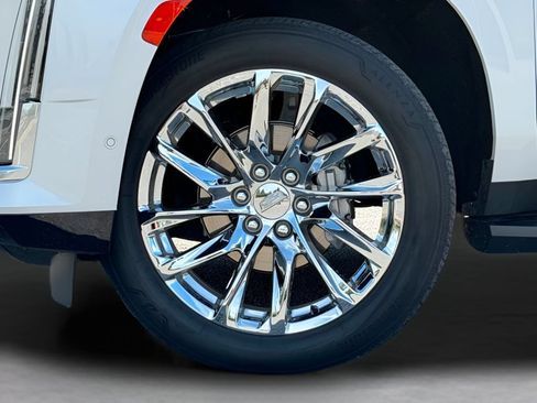 Used 2023 Cadillac Escalade ESV Premium Luxury w/ LPO, Radiant Package AWD/4WD image 27