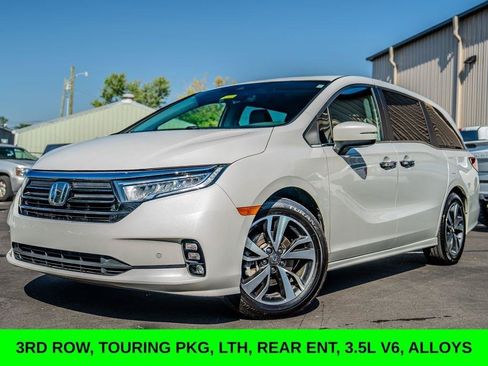 Used 2024 Honda Odyssey Touring image 4