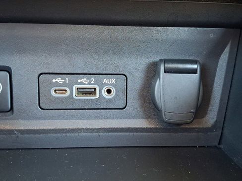 Used 2024 Nissan Sentra SV image 21