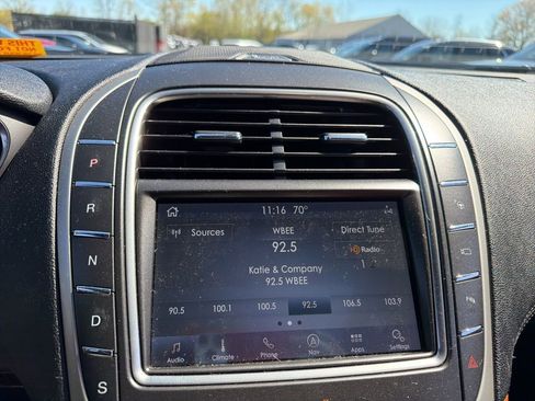 Used 2020 Lincoln Nautilus Reserve AWD/4WD image 8