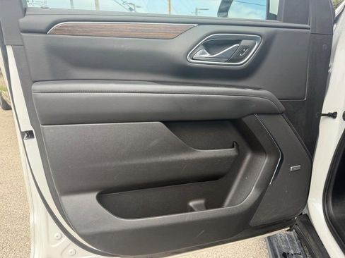 Used 2023 Chevrolet Tahoe High Country w/ Premium Package image 15