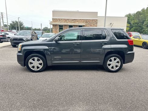 Used 2017 GMC Terrain SLE AWD/4WD image 3
