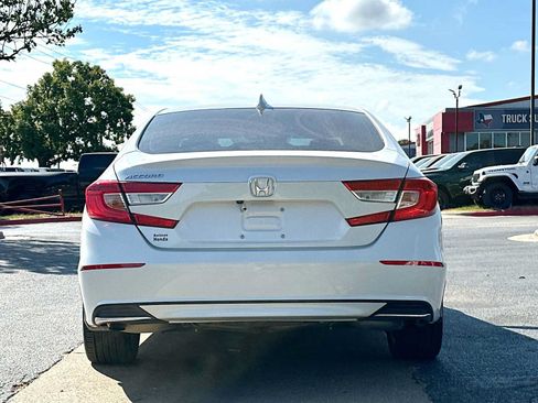 Used 2021 Honda Accord LX image 14