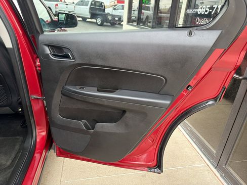 Used 2015 Chevrolet Equinox LT AWD/4WD image 9