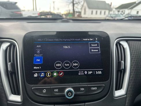 Used 2023 Chevrolet Malibu LT FWD image 31