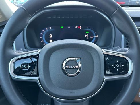 Used 2025 Volvo XC90 T8 Core w/ Protection Package Premier image 26