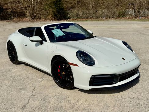 Used 2020 Porsche 911 Carrera 4S image 1