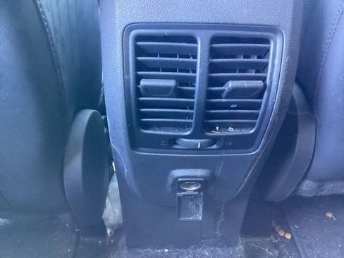 Used 2019 Ford Escape SEL image 17