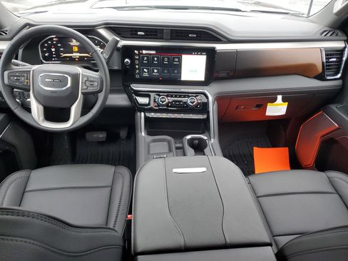 New 2026 GMC Sierra 2500 Denali w/ Denali Reserve Package image 12