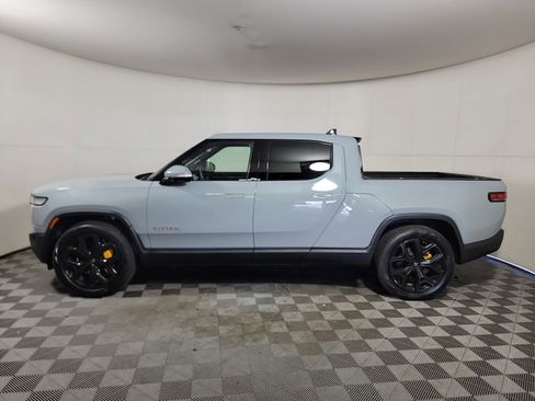 Used 2022 Rivian R1T Adventure AWD/4WD image 2