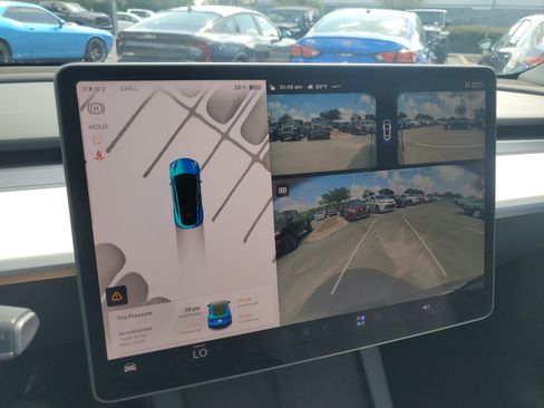 Used 2023 Tesla Model Y Long Range AWD/4WD image 21