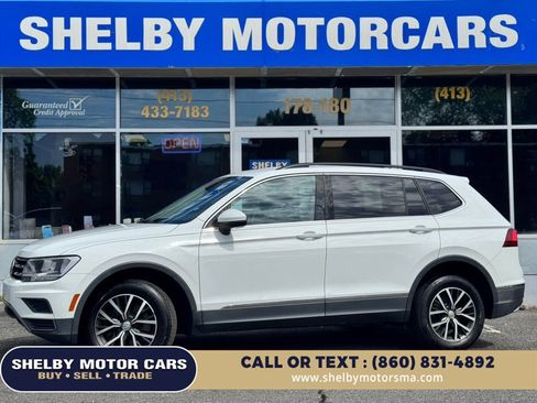 Used 2018 Volkswagen Tiguan SE AWD/4WD image 18
