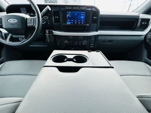 Used 2024 Ford F550 2WD Regular Cab Super Duty w/ XL Chrome Package image 21