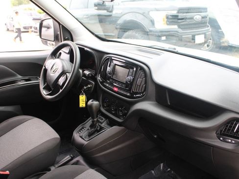 Used 2019 RAM ProMaster City Tradesman FWD image 10