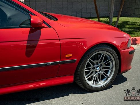 Used 2003 BMW M5 RWD image 12