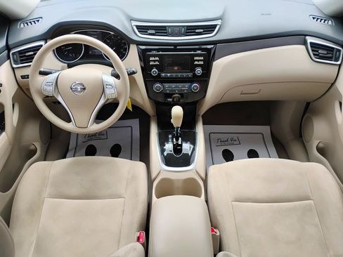 Used 2015 Nissan Rogue S FWD image 68
