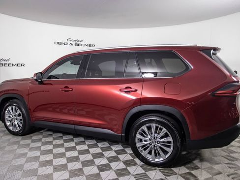Used 2025 Toyota Grand Highlander AWD image 10