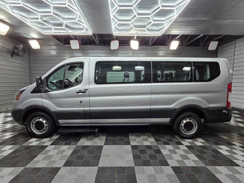 Used 2016 Ford Transit 350 XL RWD image 8