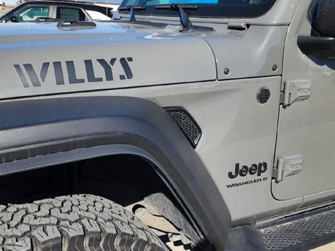 Used 2023 Jeep Wrangler Unlimited Sport image 4