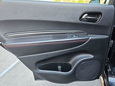Used 2024 Dodge Durango GT image 34