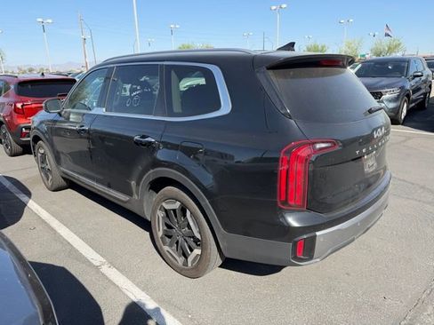 Used 2025 Kia Telluride S image 2