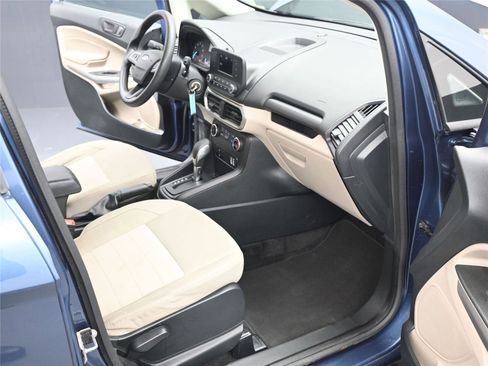 Used 2021 Ford EcoSport S image 9