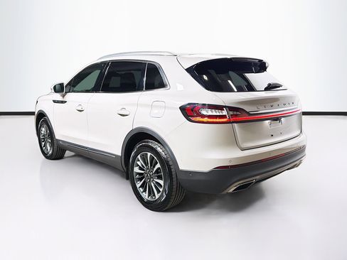 Used 2021 Lincoln Nautilus Reserve image 5