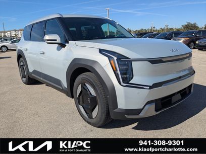 New 2026 Kia EV9 Wind