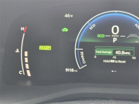 Used 2025 Toyota Camry SE image 22