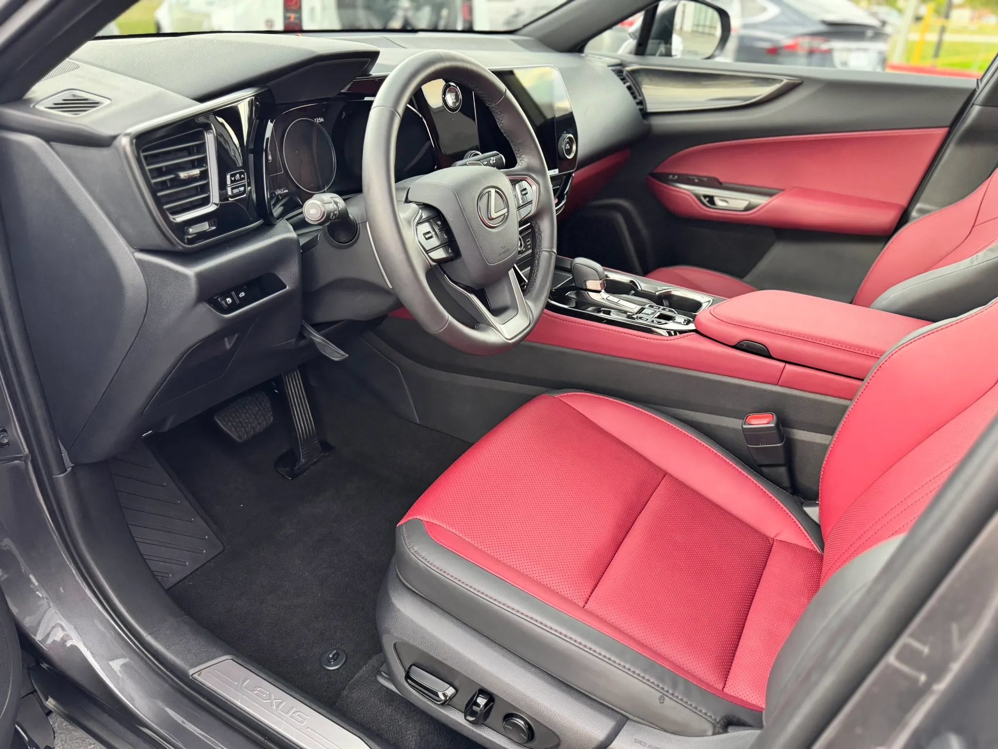 Used 2025 Lexus NX 350 AWD w/ Accessory Package (2T) image 9