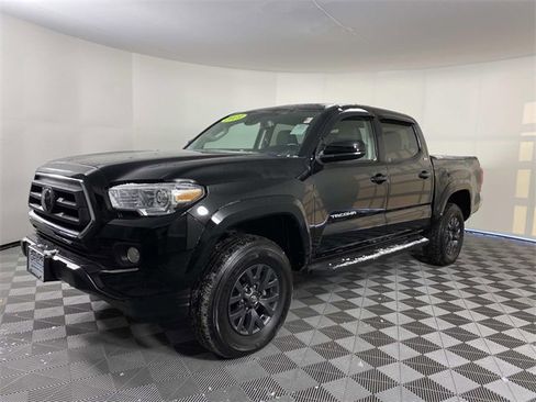 Used 2023 Toyota Tacoma SR5 image 4