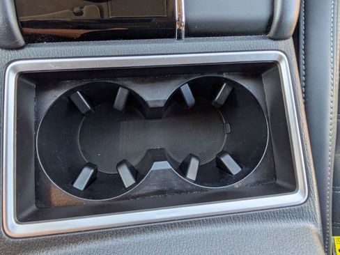 Used 2024 Mitsubishi Outlander SE image 18